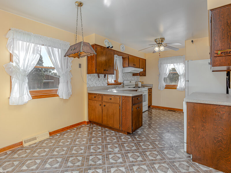 5101 W 83rd Street Burbank IL 60459