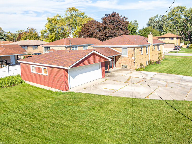 5101 W 83rd Street Burbank IL 60459