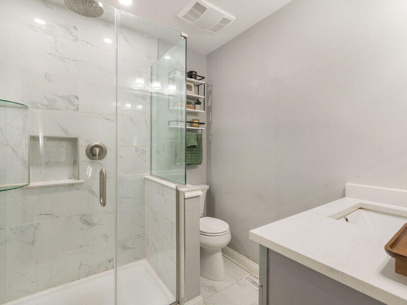 726 S Union Street Aurora IL 60505