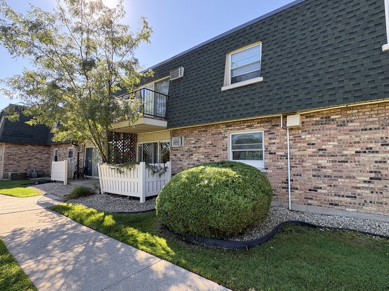 8431 W 99th Terrace Palos Hills IL 60465