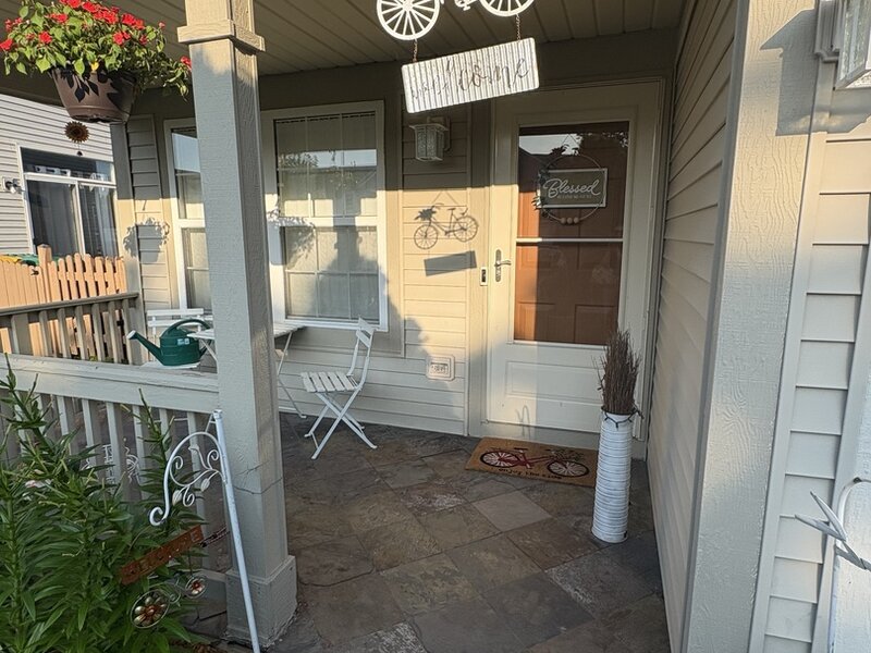 678 S Shannon Drive Romeoville IL 60446