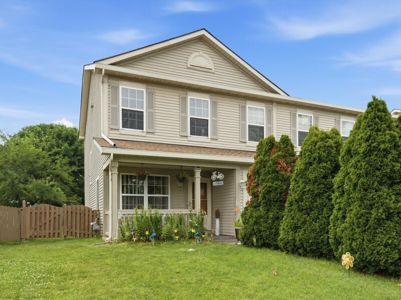 678 S Shannon Drive Romeoville IL 60446
