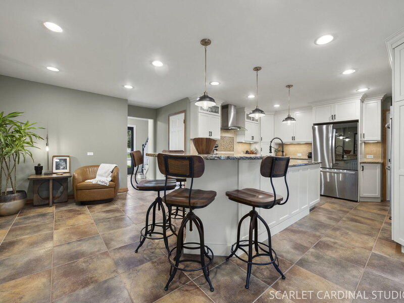 1608 Clyde Drive Naperville IL 60565