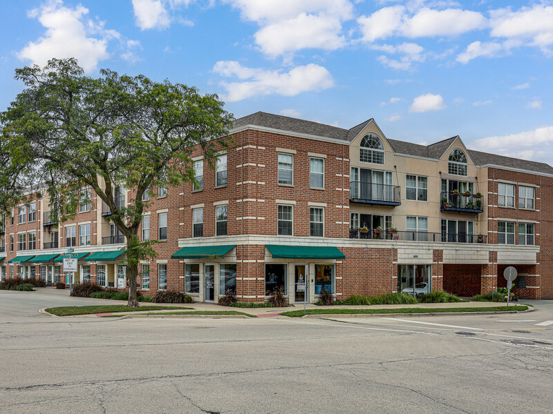 1800 Dewes Street Glenview IL 60025