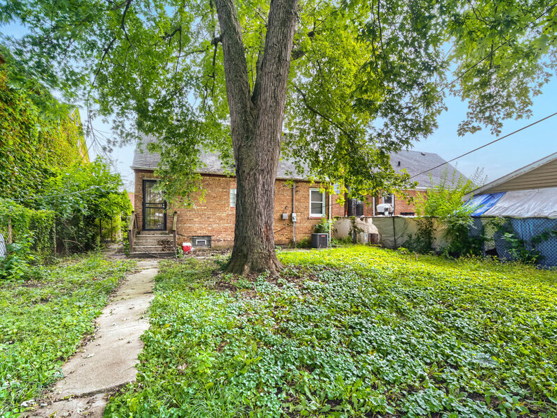 1530 Forest Avenue Calumet City IL 60409