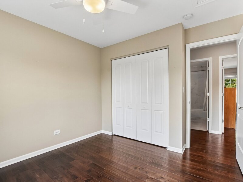 1931 Crossing Court Naperville IL 60540