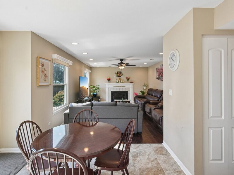 1931 Crossing Court Naperville IL 60540