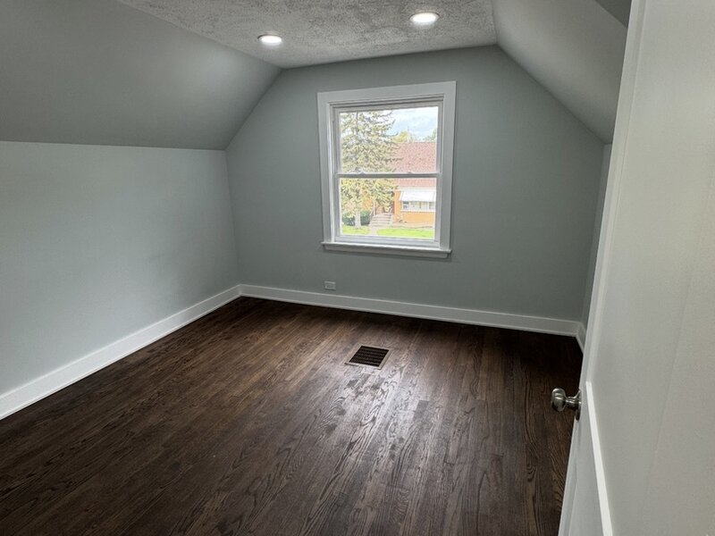 11056 S Sangamon Street Chicago IL 60643