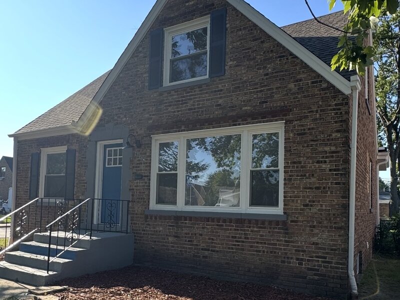 11056 S Sangamon Street Chicago IL 60643