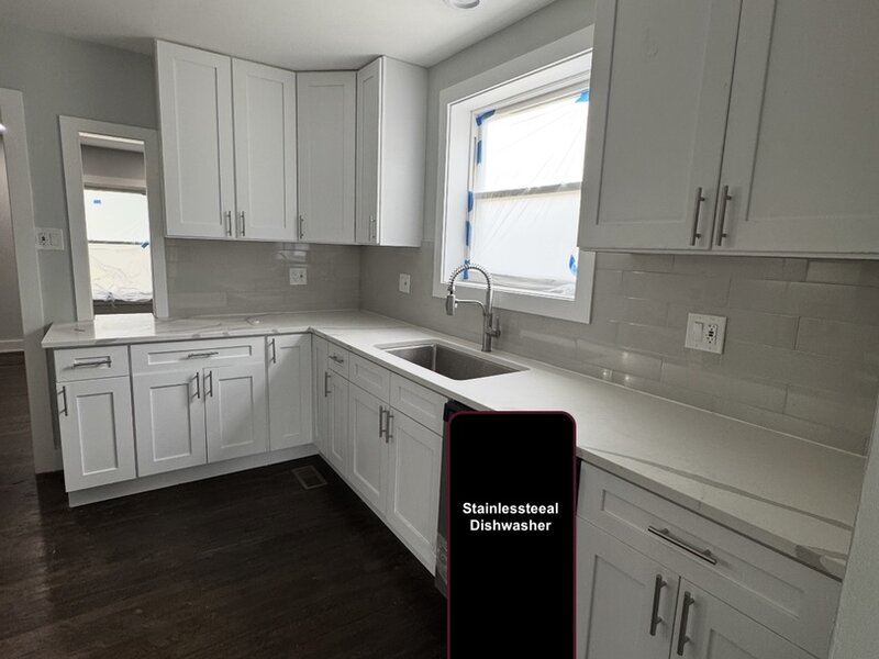 11056 S Sangamon Street Chicago IL 60643