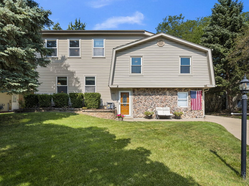 1476 Worden Way Elk Grove Village IL 60007