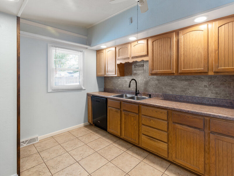 602 W Bissell Street Bloomington IL 61701