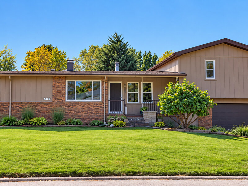602 W Bissell Street Bloomington IL 61701