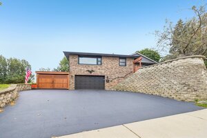 Photo of 276 N Jackson Road Clarendon Hills IL 60514