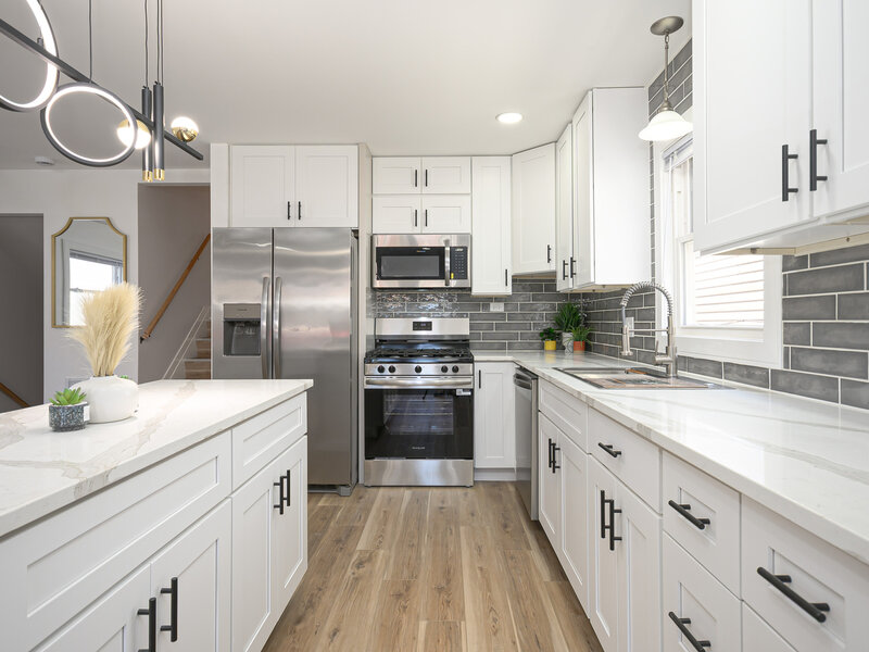 1005 W 103rd Street Chicago IL 60643