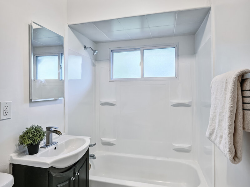 15548 Elm Street South Holland IL 60473