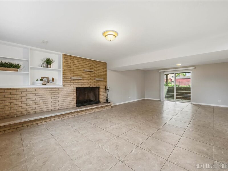 427 Chopin Court Schaumburg IL 60193