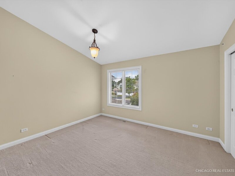 790 Parkview Court Glen Ellyn IL 60137