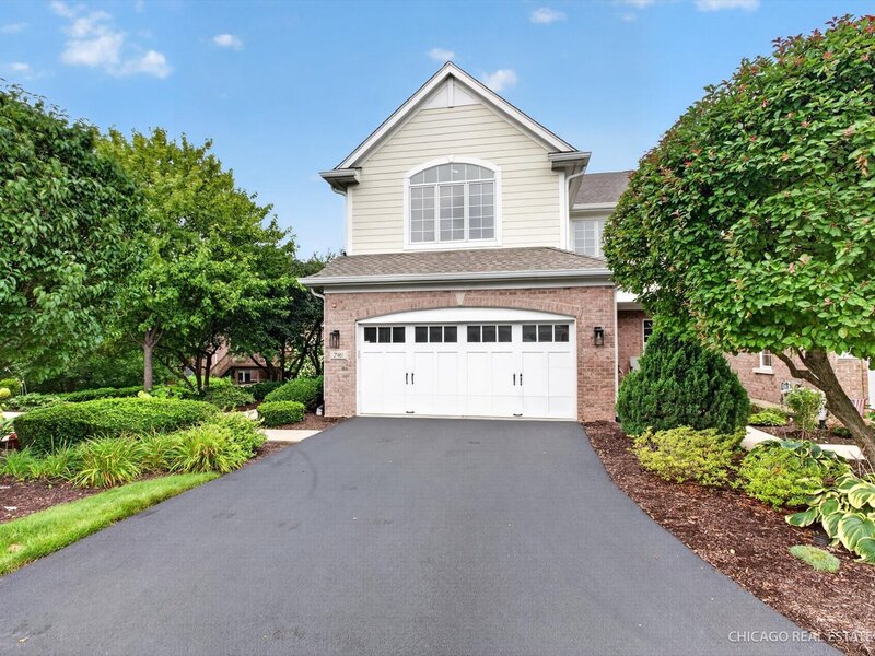 790 Parkview Court Glen Ellyn IL 60137