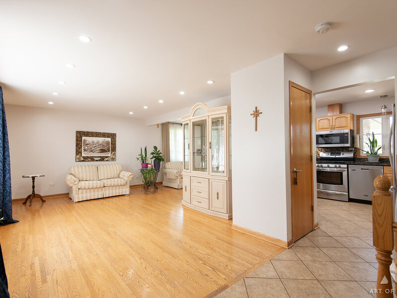 8140 W 91st Street Hickory Hills IL 60457
