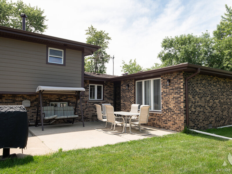 8140 W 91st Street Hickory Hills IL 60457