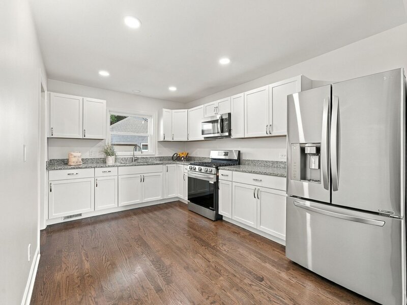 236 Ingleside Avenue Aurora IL 60506
