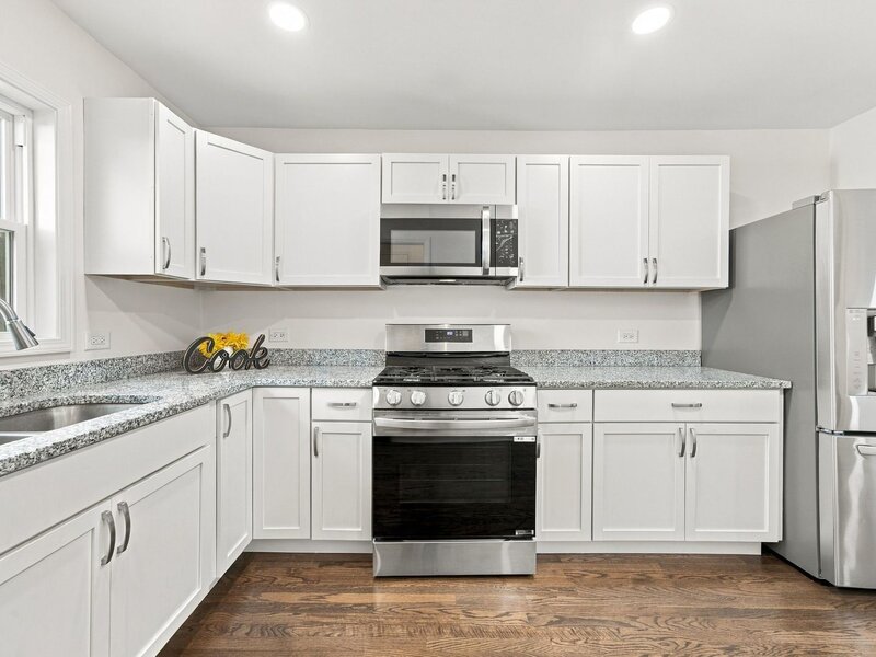 236 Ingleside Avenue Aurora IL 60506