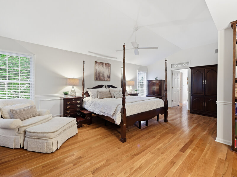 1 Fernwood Court Algonquin IL 60102