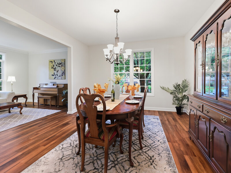 1 Fernwood Court Algonquin IL 60102