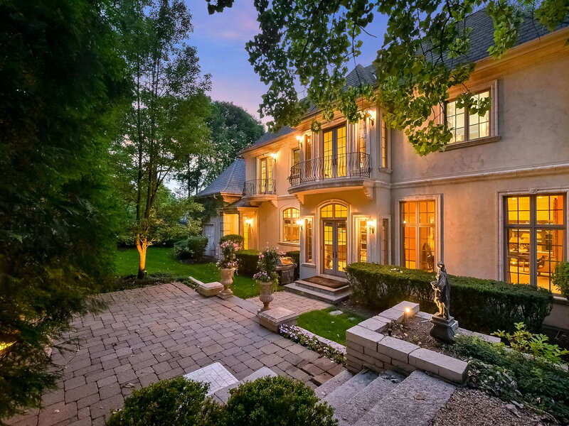 887 Crescent Boulevard Glen Ellyn IL 60137