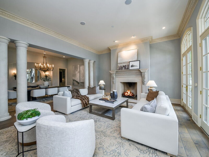 887 Crescent Boulevard Glen Ellyn IL 60137