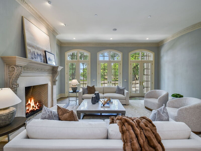 887 Crescent Boulevard Glen Ellyn IL 60137