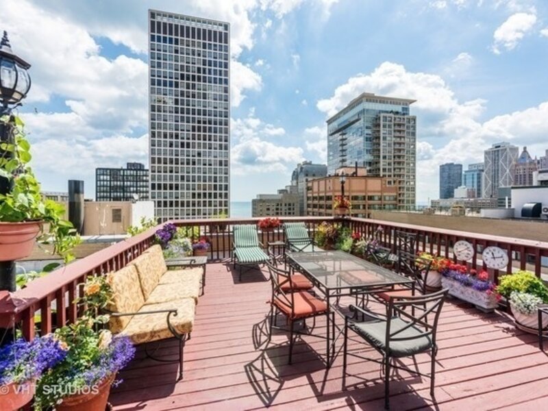 222 E Chestnut Street Chicago IL 60611