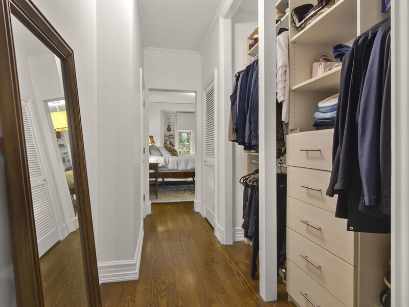 222 E Chestnut Street Chicago IL 60611