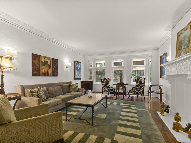 222 E Chestnut Street Chicago IL 60611