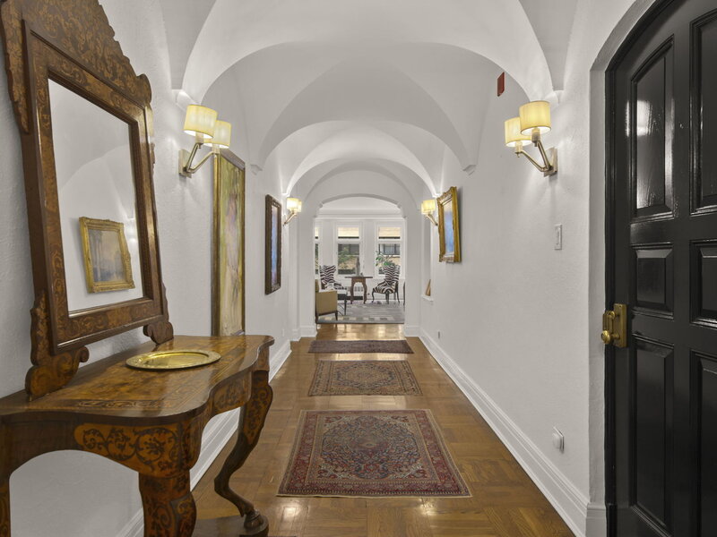 222 E Chestnut Street Chicago IL 60611