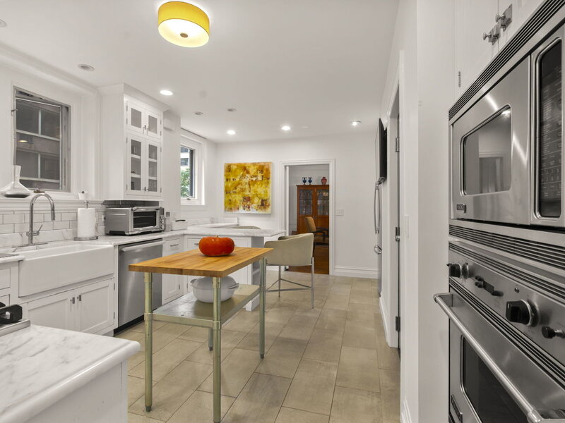 222 E Chestnut Street Chicago IL 60611