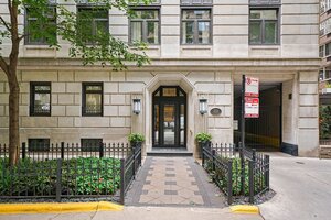 Photo of 222 E Chestnut Street Chicago IL 60611 Unit 5B