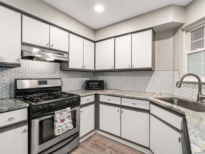 1028 Rockport Drive Carol Stream IL 60188