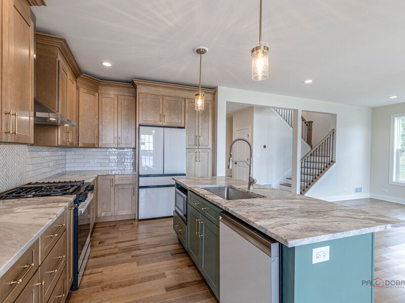 809 Lakeview Drive Round Lake IL 60073