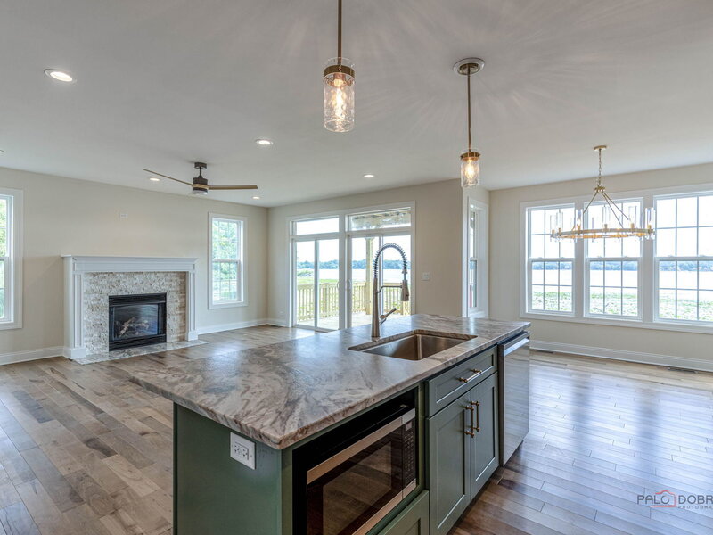 809 Lakeview Drive Round Lake IL 60073