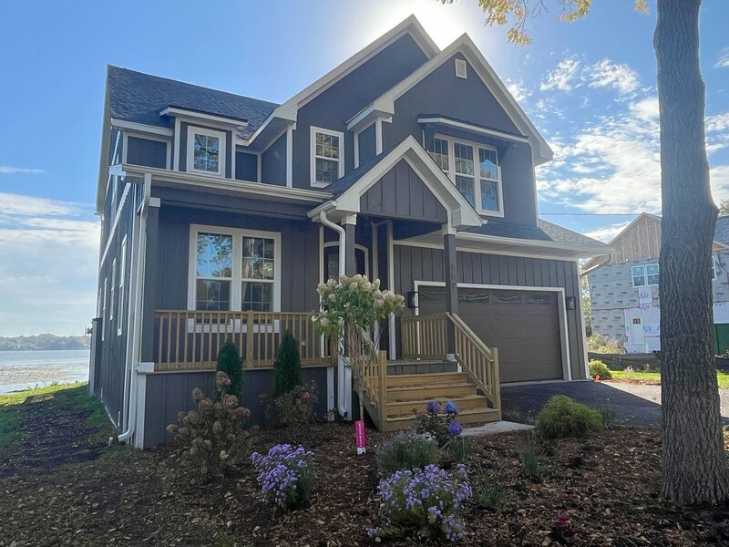 809 Lakeview Drive Round Lake IL 60073