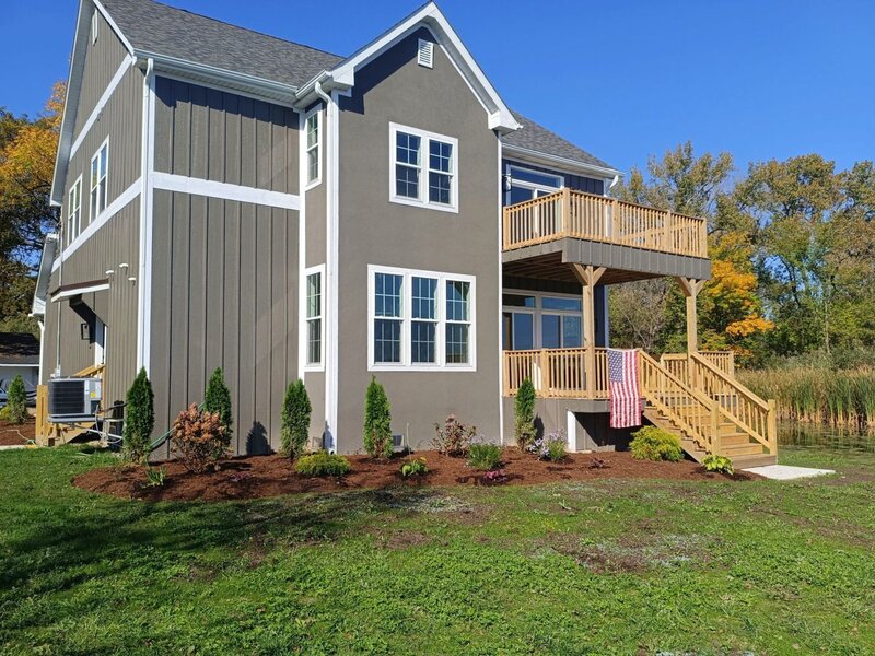 809 Lakeview Drive Round Lake IL 60073