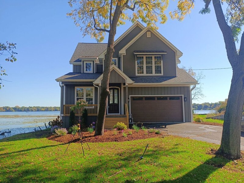 809 Lakeview Drive Round Lake IL 60073