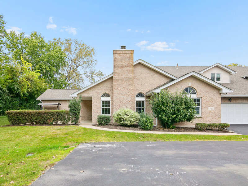 703 Feldner Court Palos Heights IL 60463