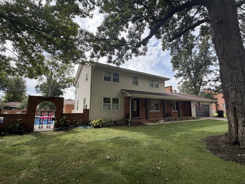 5 Oaklane Drive Ottawa IL 61350