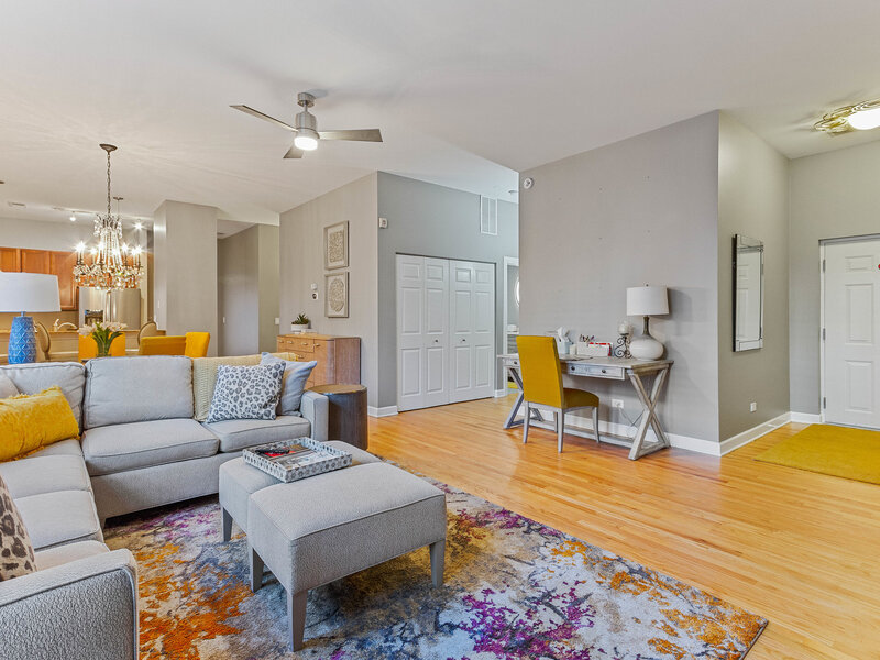 1942 S Prairie Street Chicago IL 60616