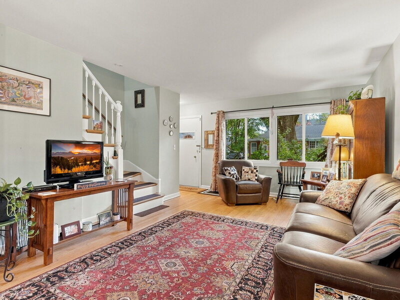 2549 Lawndale Avenue Evanston IL 60201