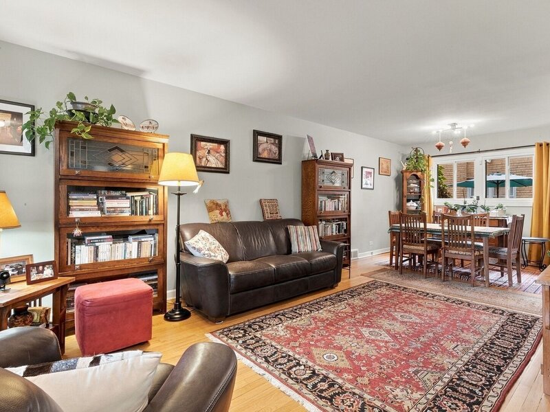2549 Lawndale Avenue Evanston IL 60201