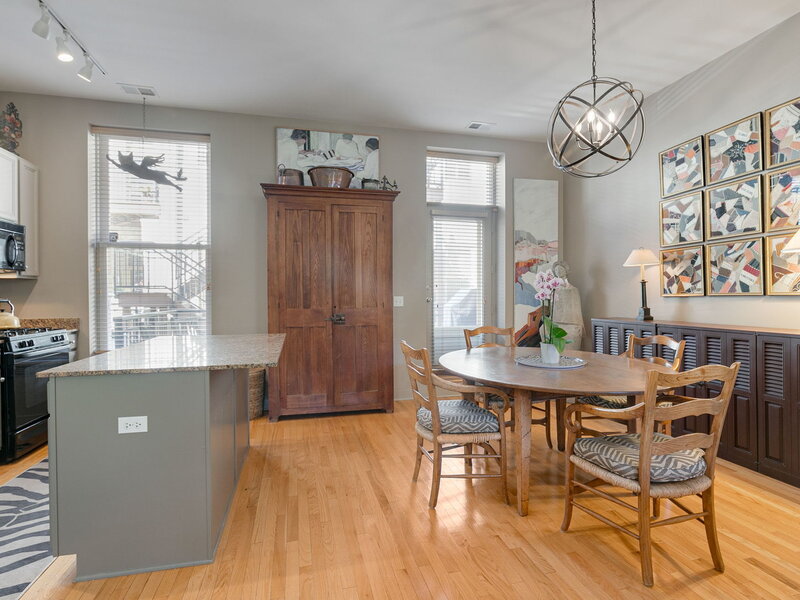 155 Whistler Road Highland Park IL 60035